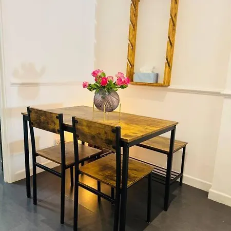 Apartman Bohemian With Private Parking Bristol